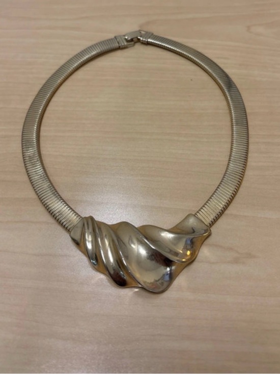 Jewelry - Vintage Gold Costume Jewelry